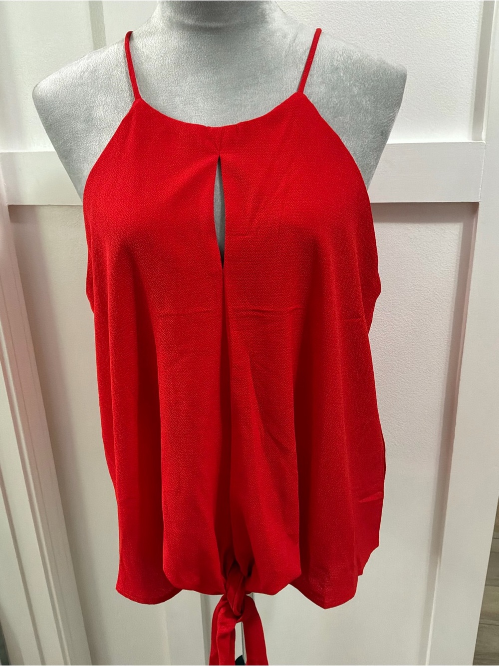 eesome Red Tie-Front Spaghetti-Strap Camisole